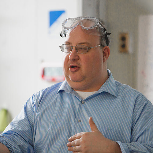 kelvyn-park-science-teacher-thomas-unger Kelvyn Park Science Teacher Thomas Unger